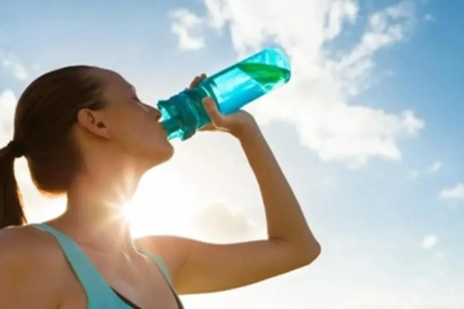 डेली हेल्थ टिप्स की वो बातें जो आपको हमेशा रखती हैं फिट और हेल्दी